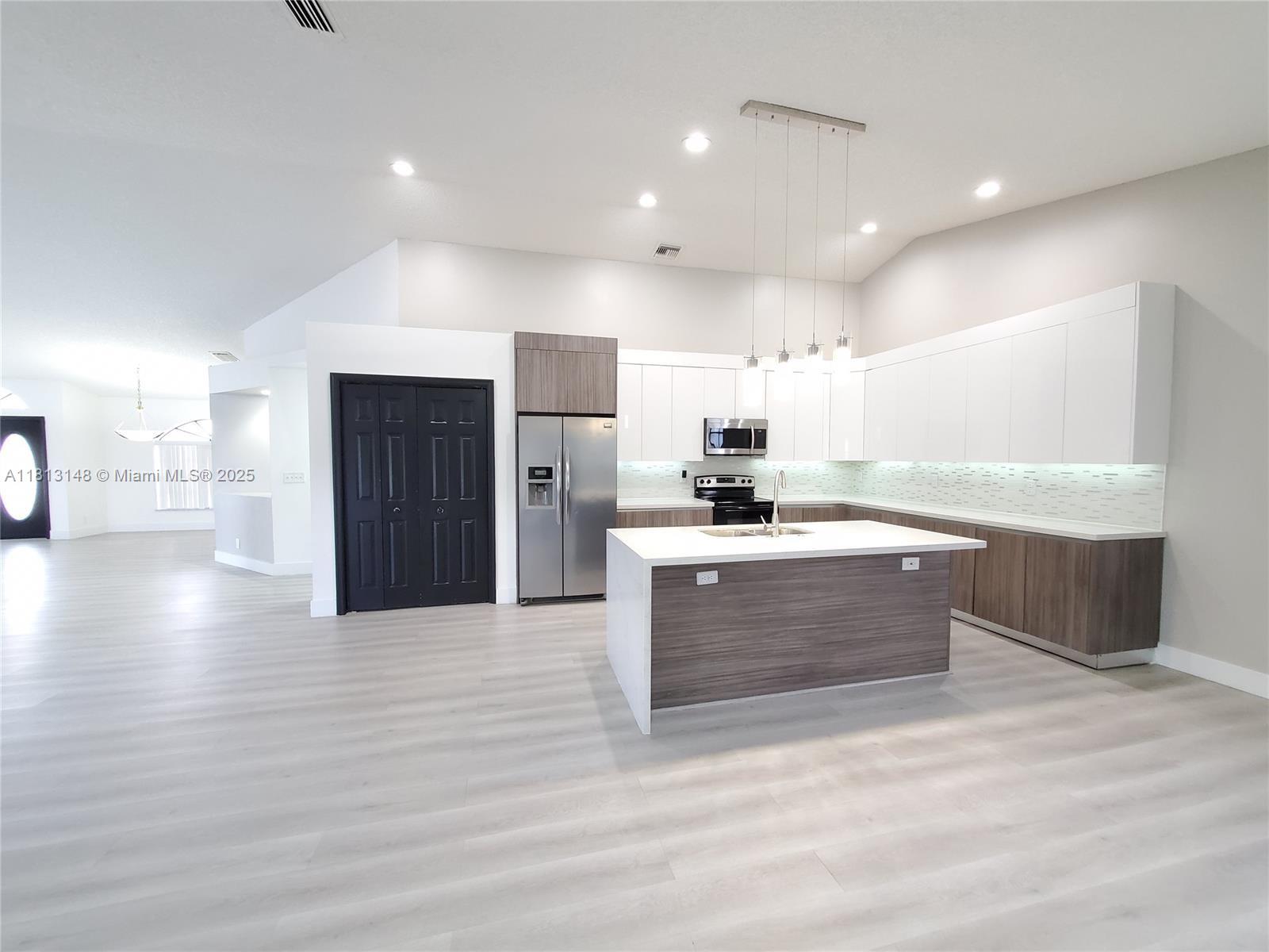 9733 NW 52nd Pl