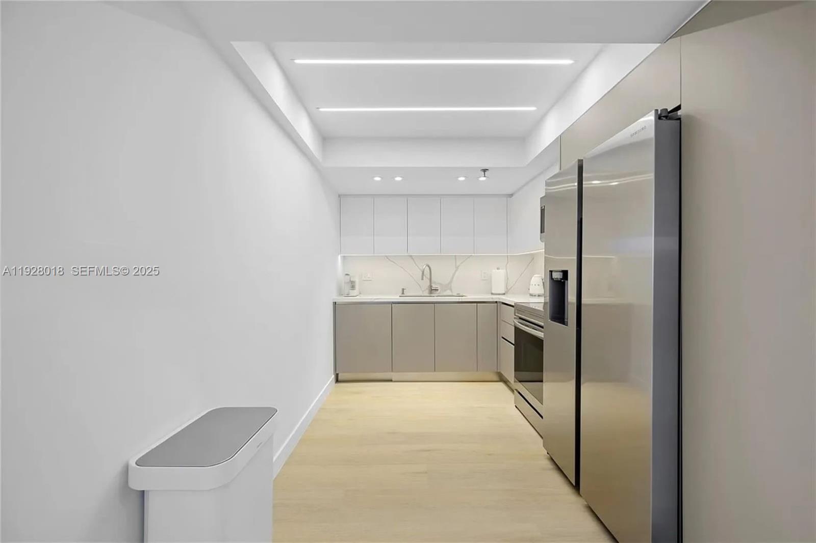 WATERVIEW CONDO - Residential Lease