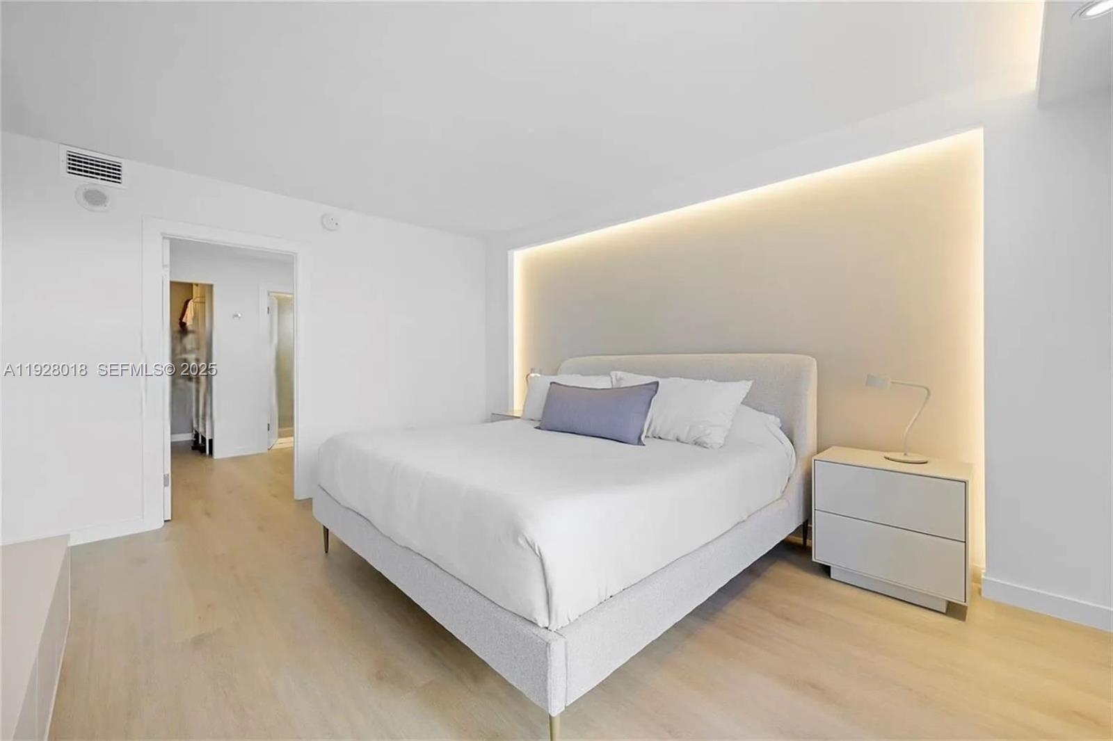 WATERVIEW CONDO - Residential Lease