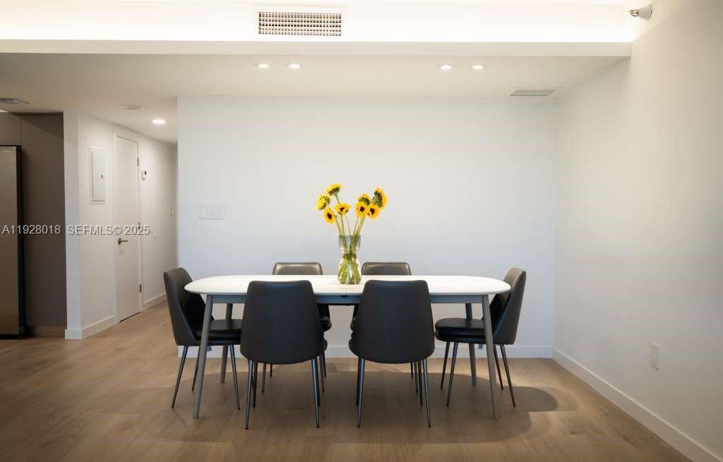 WATERVIEW CONDO - Residential Lease