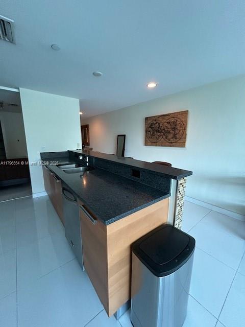 ARTECH RESIDENCES AT AVEN - Residential