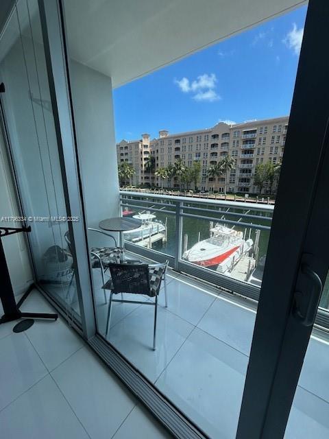 ARTECH RESIDENCES AT AVEN - Residential