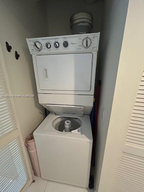 ARTECH RESIDENCES AT AVEN - Residential