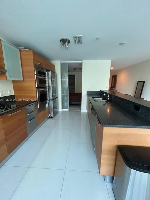 ARTECH RESIDENCES AT AVEN - Residential