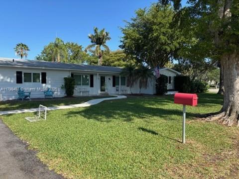 16195 Sw 78th Ave, Palmetto Bay, Miami-Dade County, Florida - 4 Bedrooms  
3 Bathrooms - 