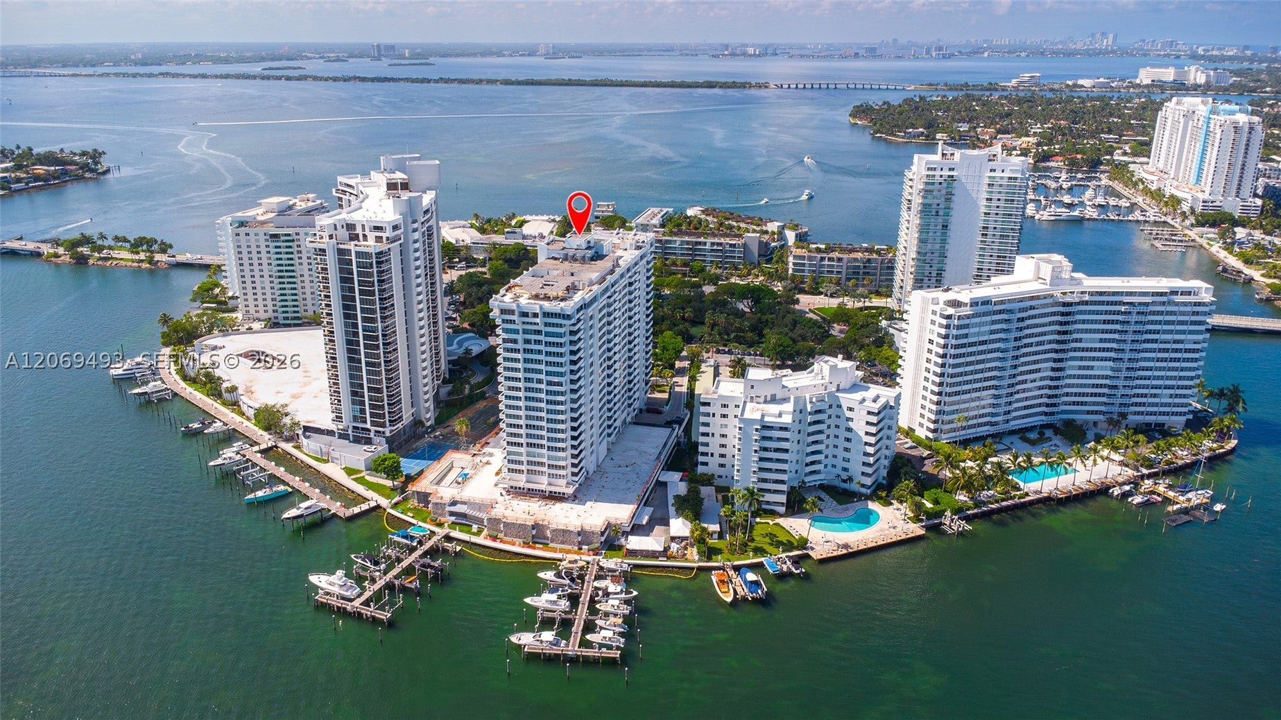 11 Island Ave