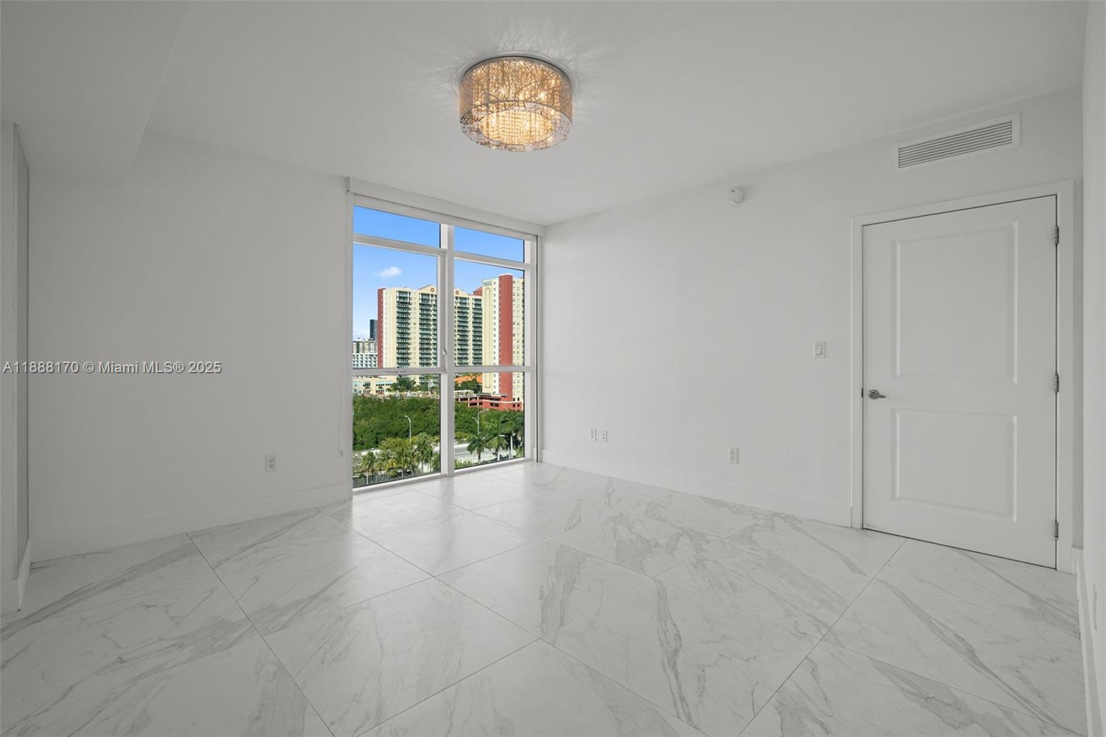 400 SUNNY ISLES CONDO - Residential Lease