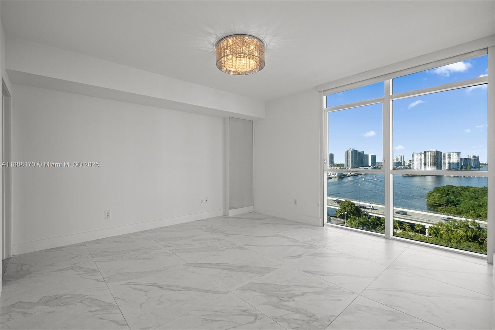 400 SUNNY ISLES CONDO - Residential Lease