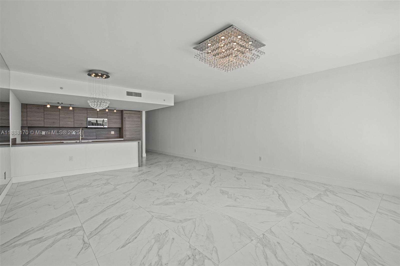 400 SUNNY ISLES CONDO - Residential Lease