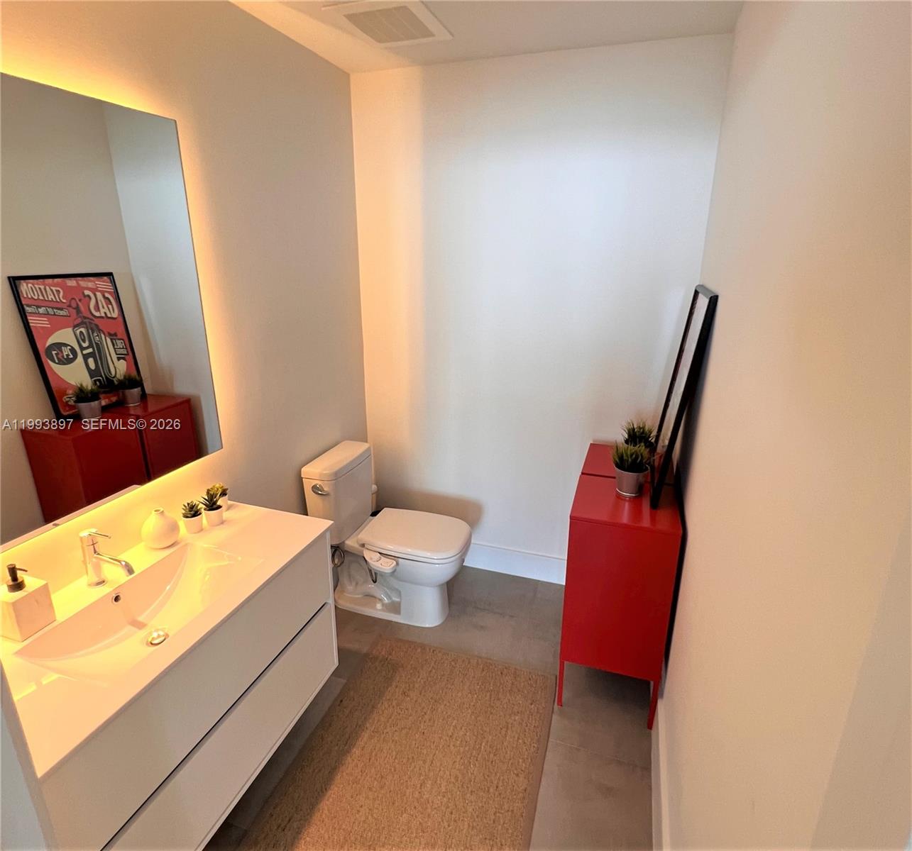 BISCAYNE BEACH CONDO - Residential Lease