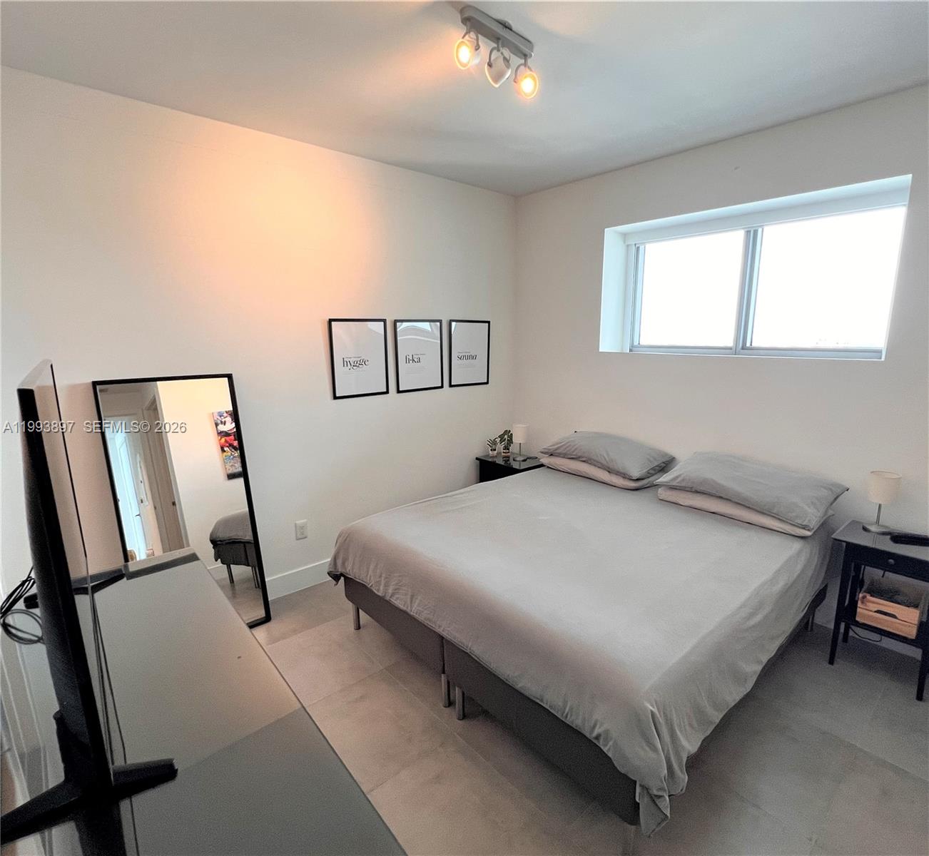 BISCAYNE BEACH CONDO - Residential Lease