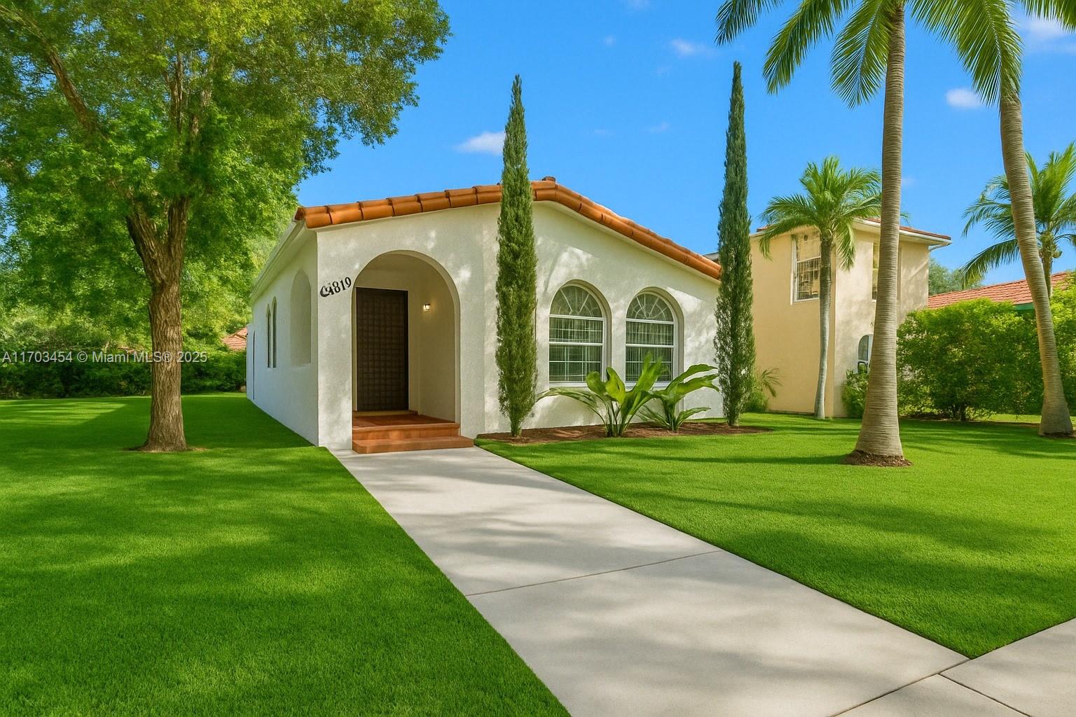 Property for Sale at 4005 Alhambra Cir, Coral Gables, Broward County, Florida - Bedrooms: 3 
Bathrooms: 3  - $1,375,000