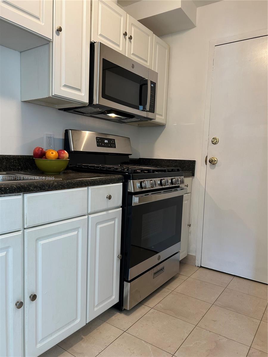 DAVID WILLIAM HOTEL CONDO - Residential