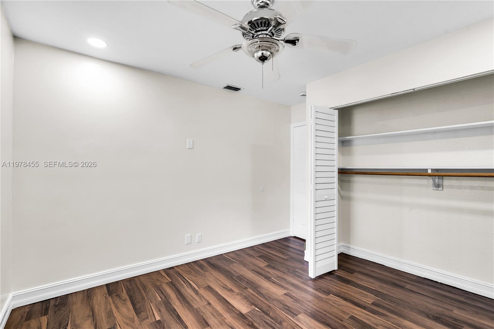 WIMBLEDON AT JACARANDA CO - Residential