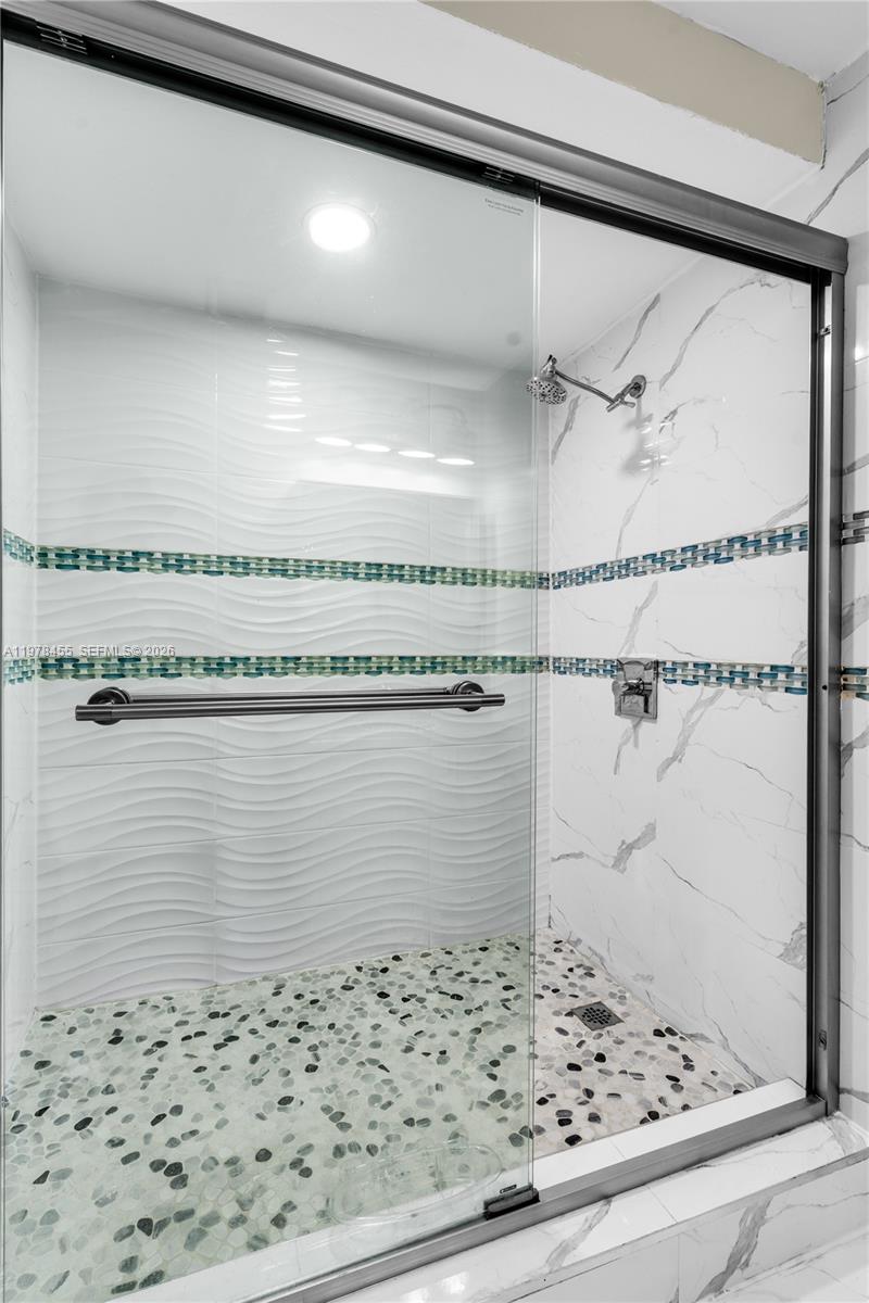 WIMBLEDON AT JACARANDA CO - Residential