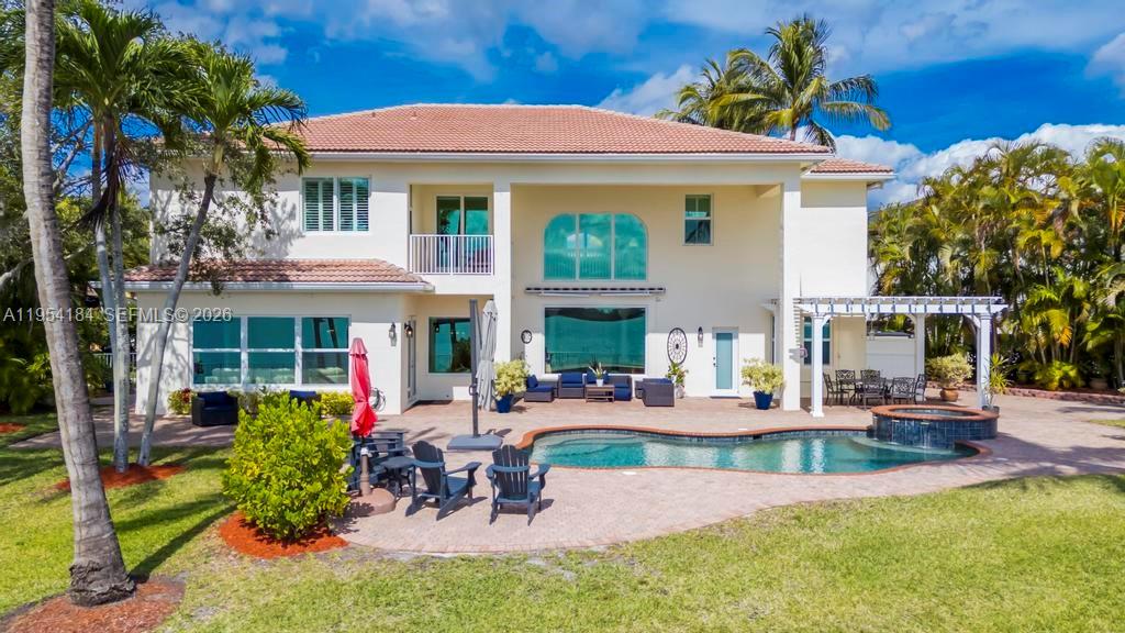 SUNSET LAKES PLAT TWO - Residential