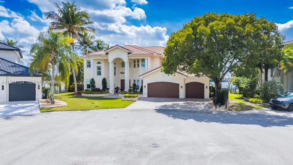 SUNSET LAKES PLAT TWO - Residential