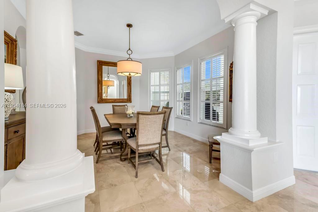 SUNSET LAKES PLAT TWO - Residential