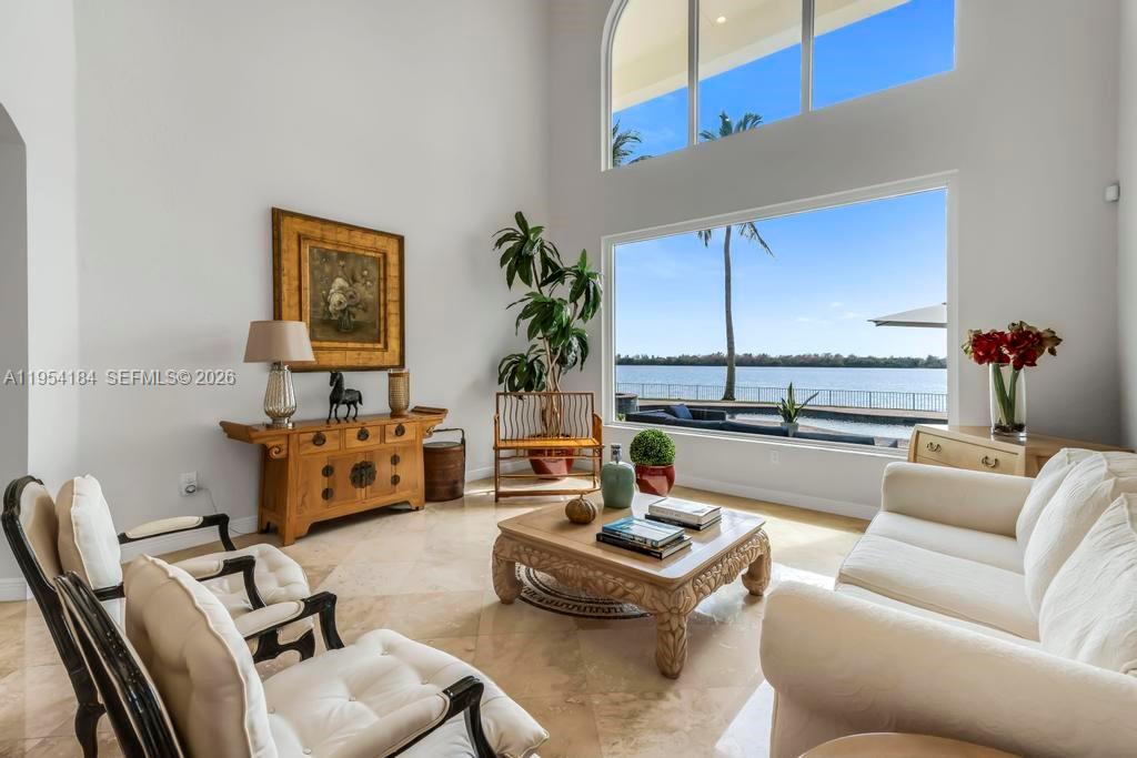 SUNSET LAKES PLAT TWO - Residential