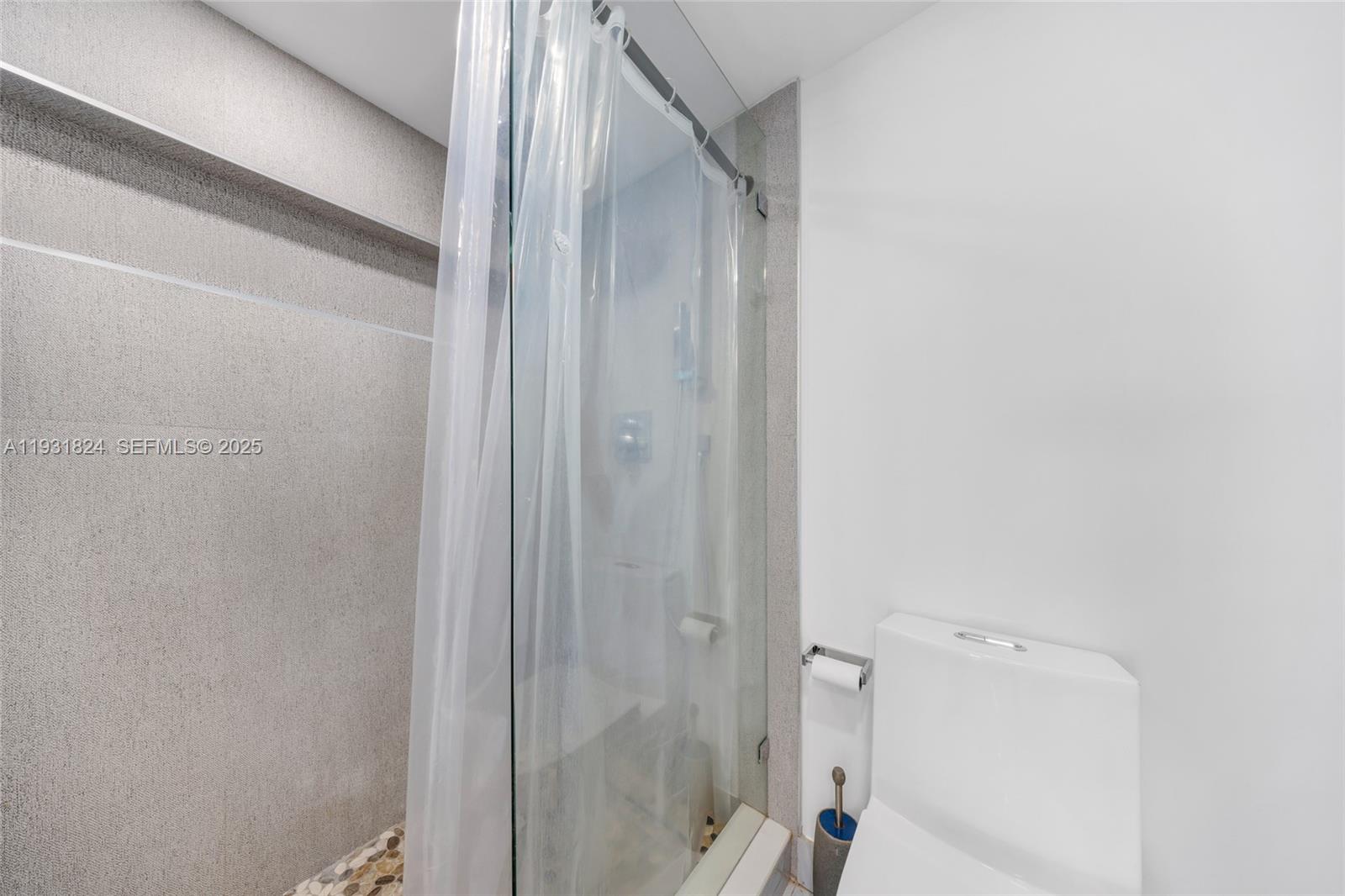 MIRASOL OCEAN TOWERS COND - Residential