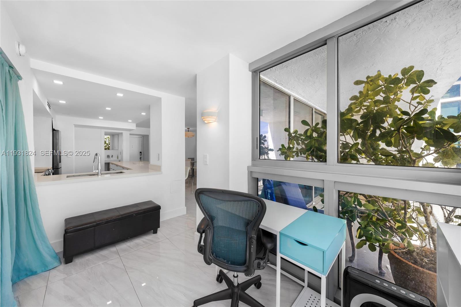 MIRASOL OCEAN TOWERS COND - Residential