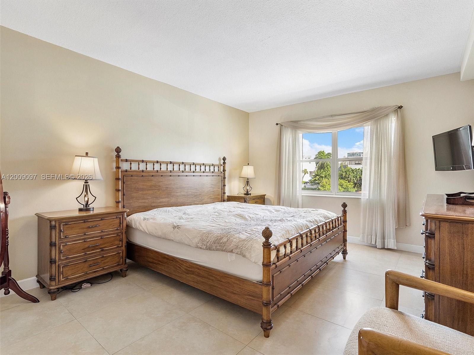 COASTAL TOWERS CONDO - Residential