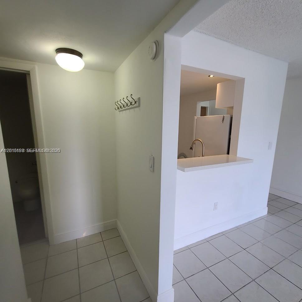 TWENTY FIVE HUNDRED CONDO - Residential Lease