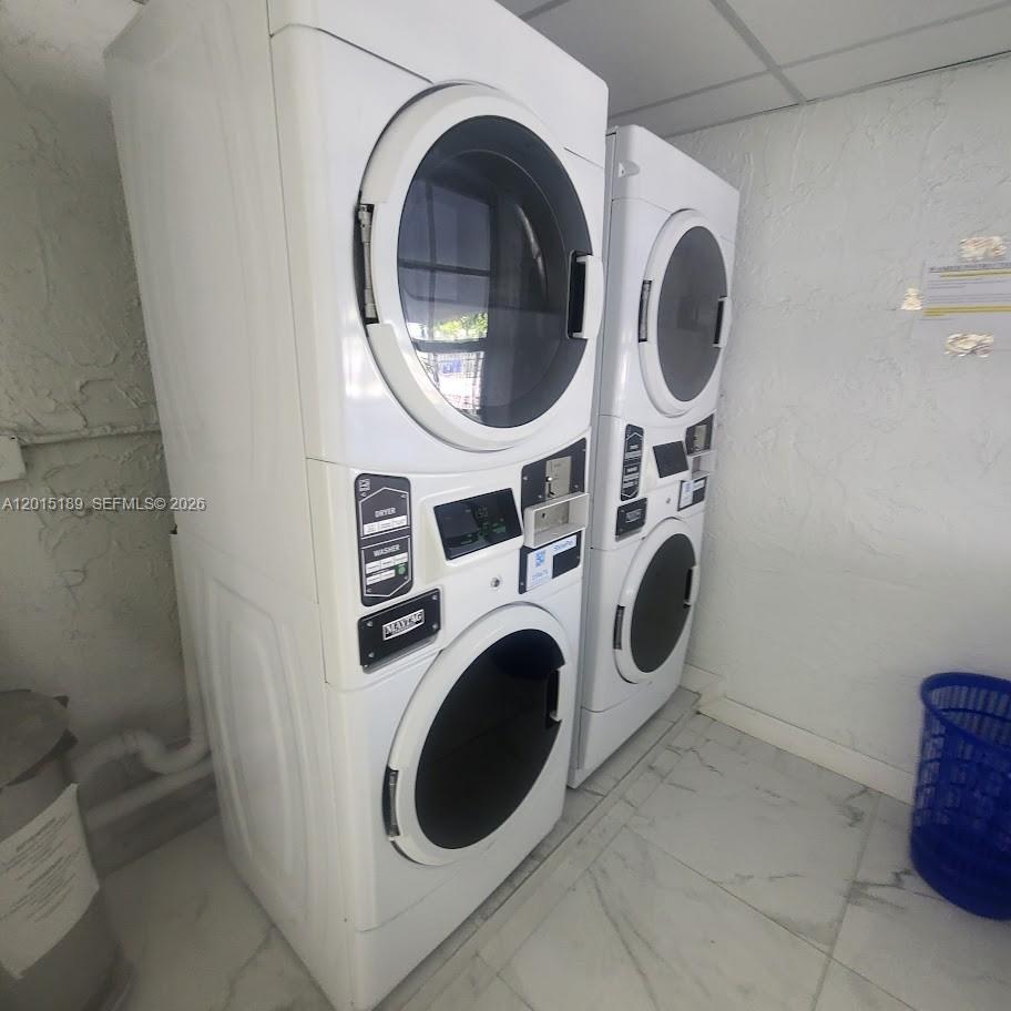 TWENTY FIVE HUNDRED CONDO - Residential Lease