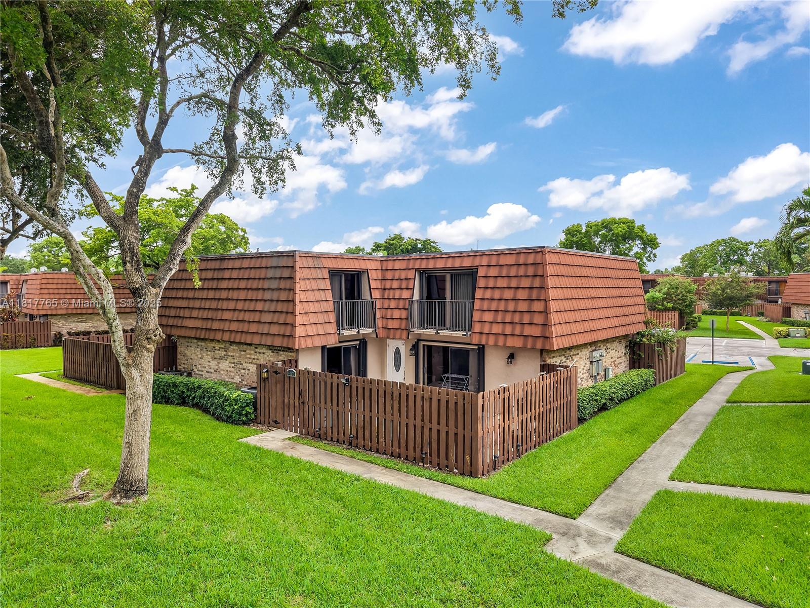4167 Forest Hill Dr