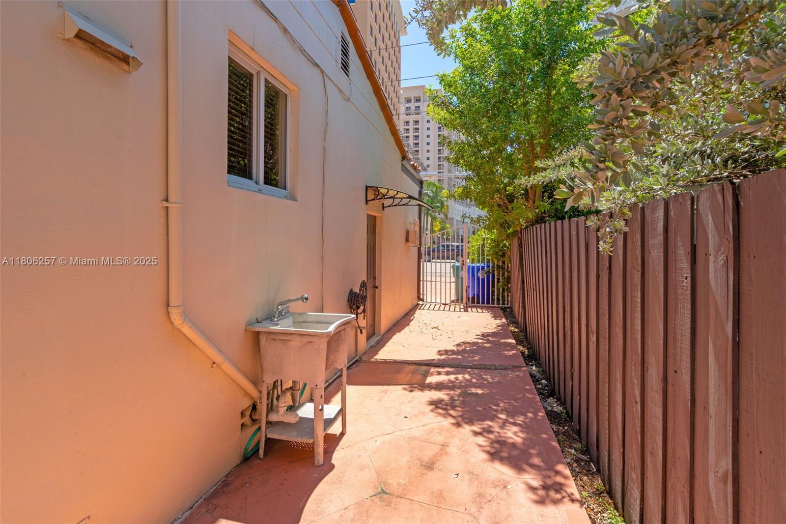 CORAL GATE SEC C - Residential