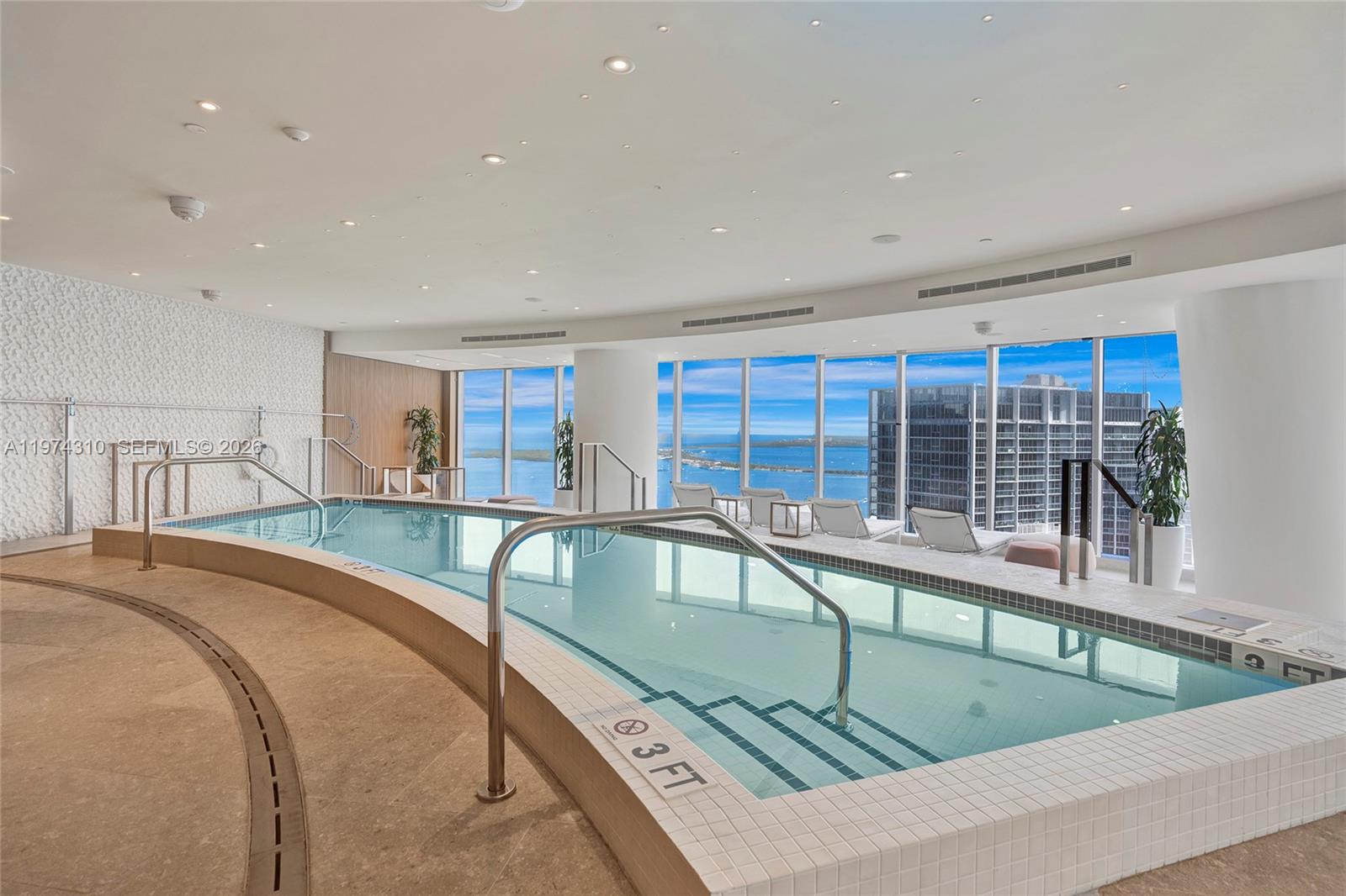 300 Biscayne Boulevard Way - Residential