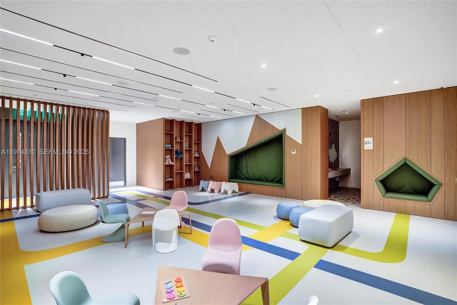 300 Biscayne Boulevard Way - Residential