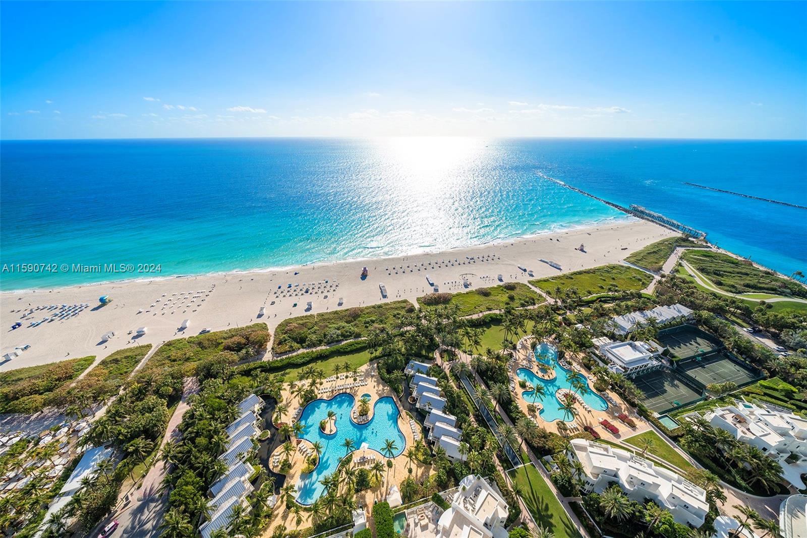 CONTINUUM ON SOUTH BEACH - Residential