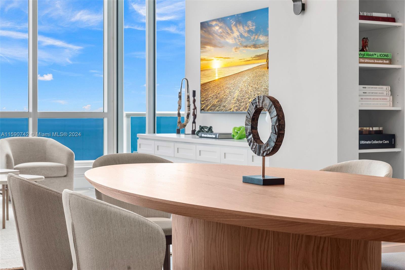 CONTINUUM ON SOUTH BEACH - Residential