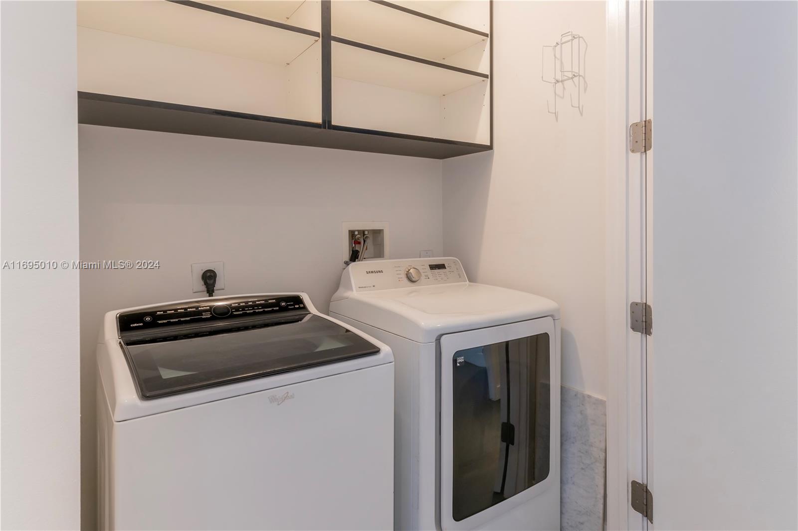 MARQUIS RESIDENCES - Residential