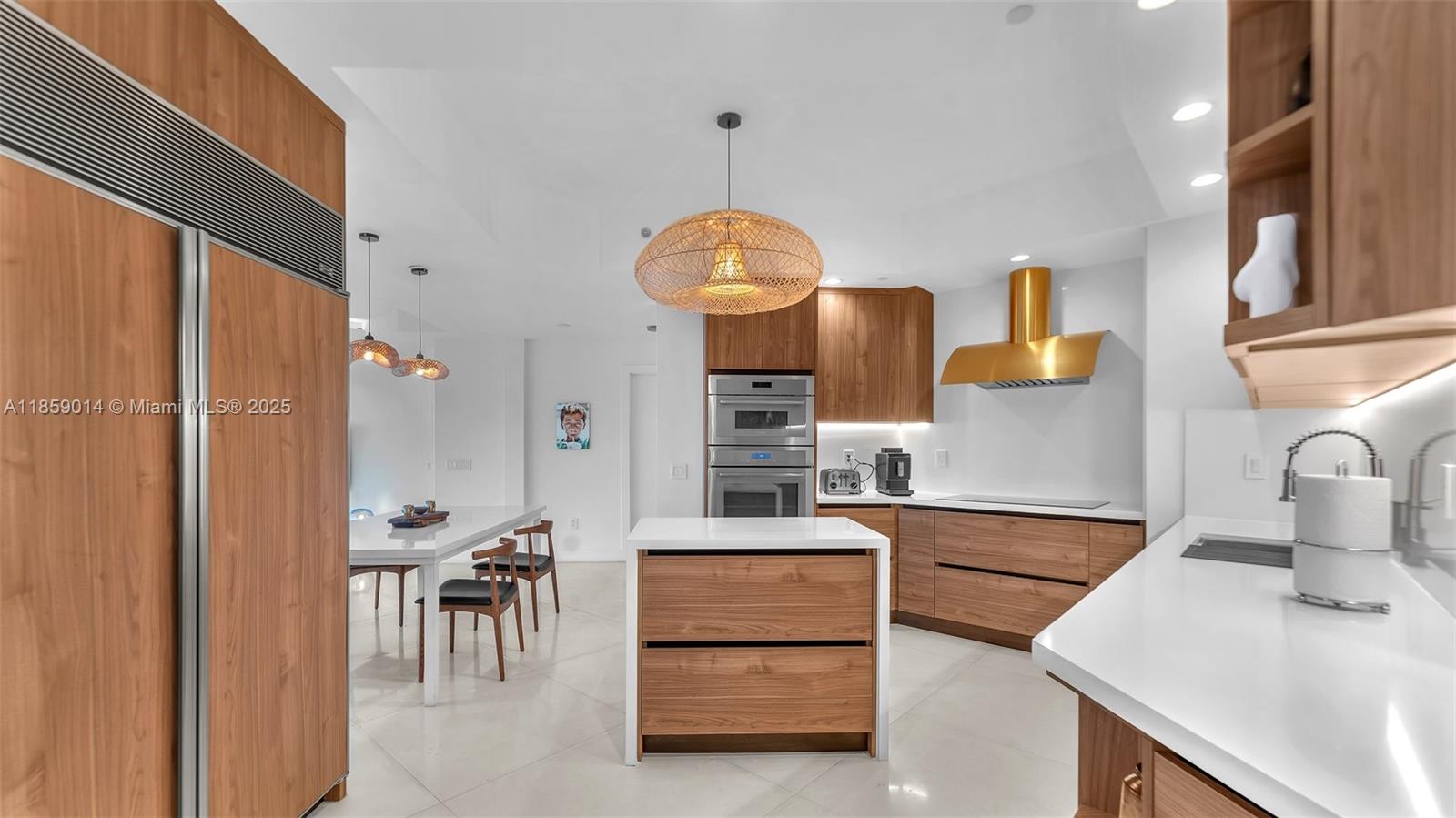 THE GABLES CONDO - Residential