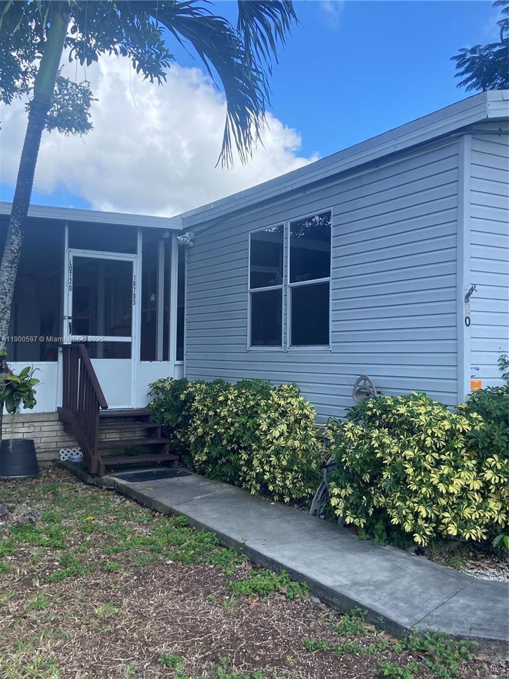 Photo of 18705 SW 344th Terr 18705, Florida City, FL 33034 (MLS # A11900597)