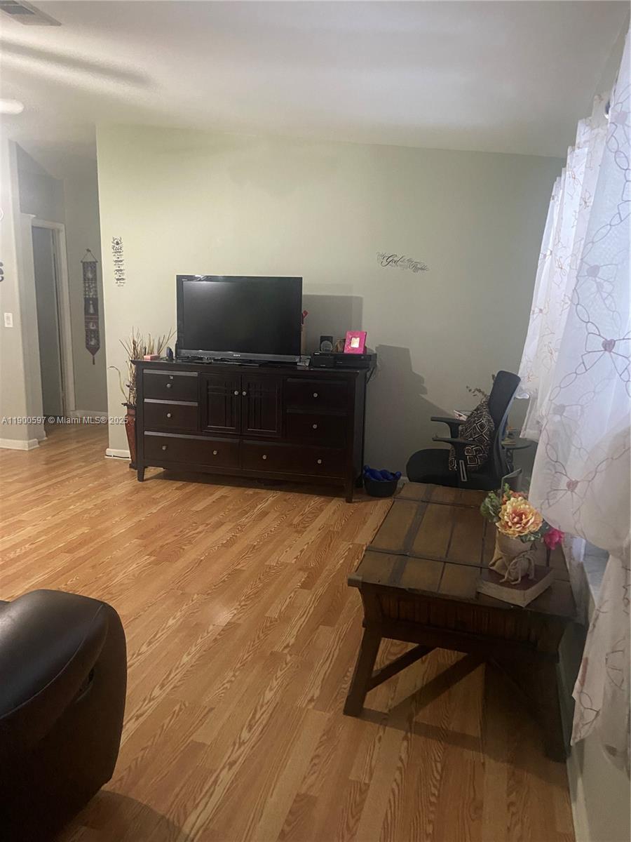 GOLDCOASTER MOBIL HOME - Residential