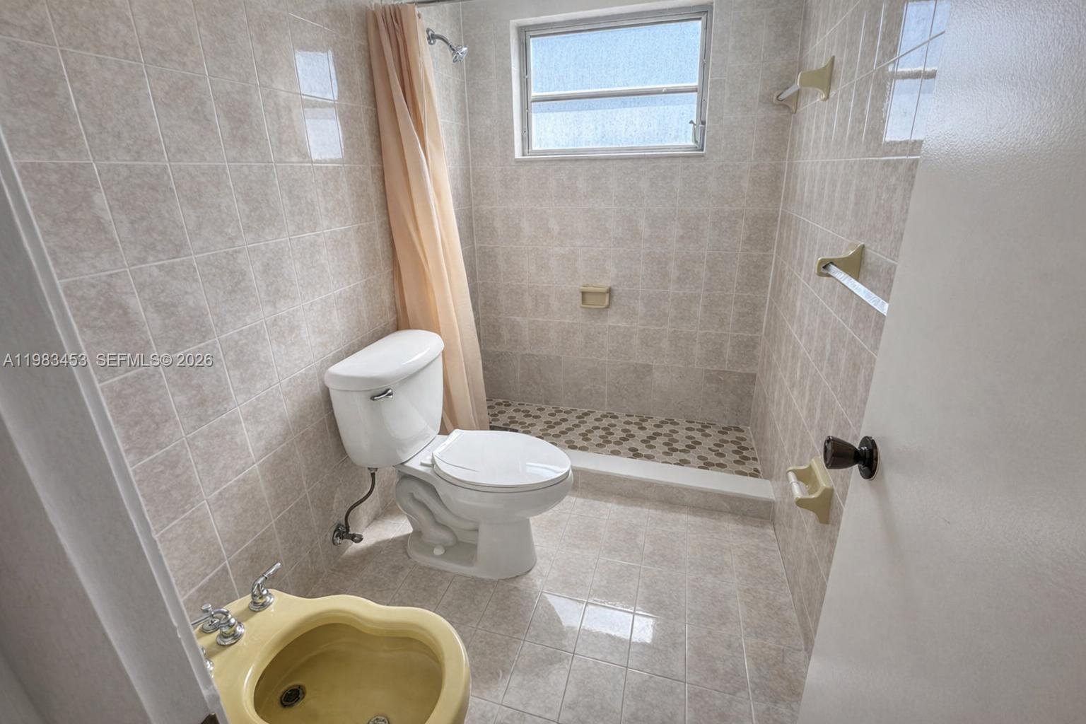 SILVER SPRING TOWER CONDO - Residential