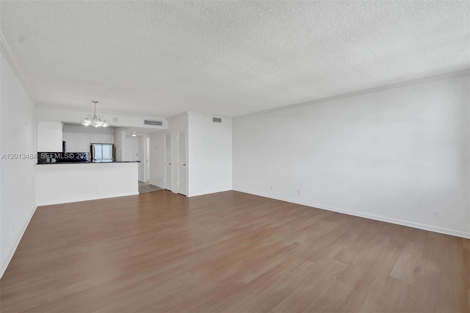 WAVE CONDO - Residential Lease
