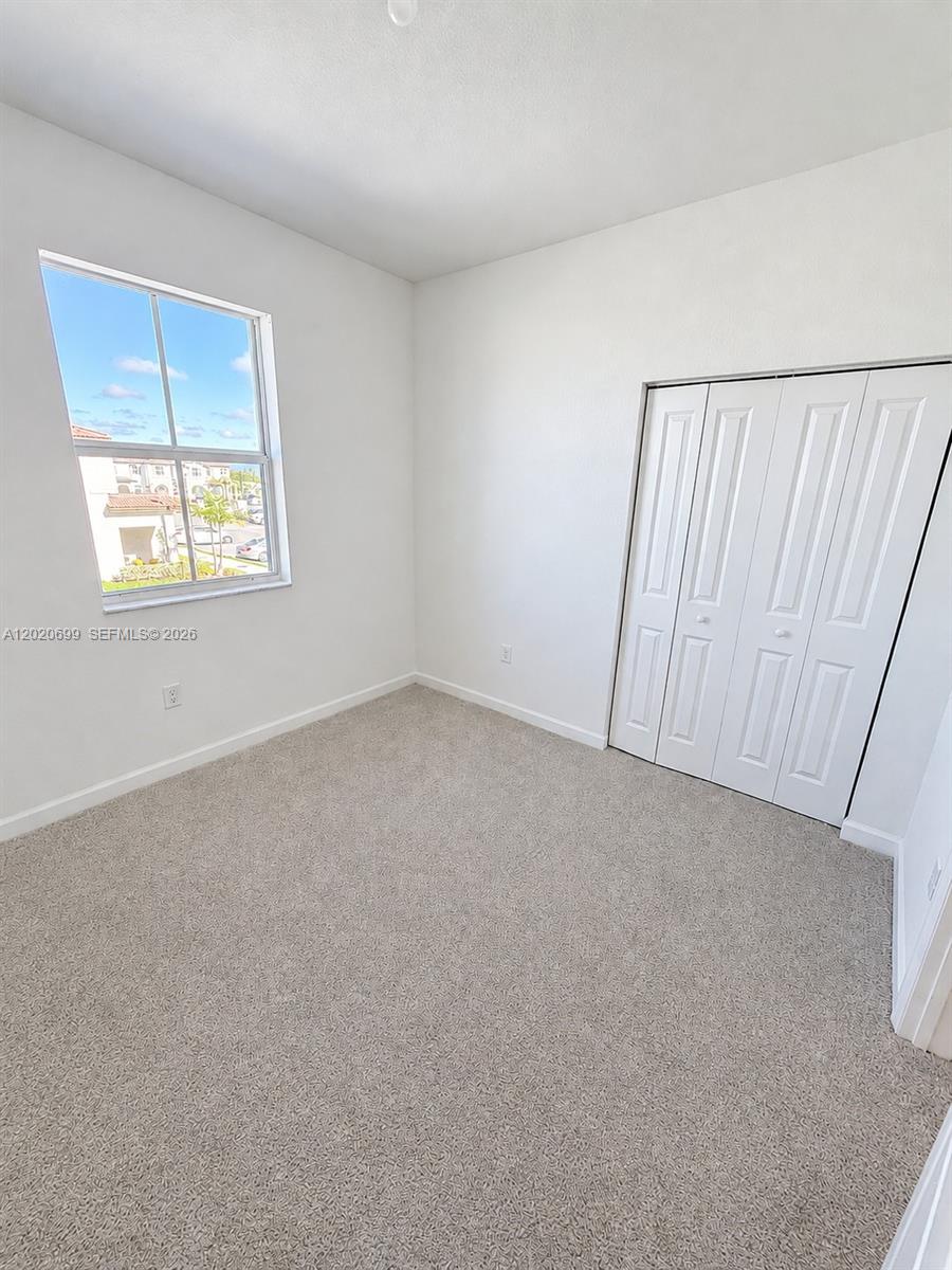 Keys Gate - Residential
