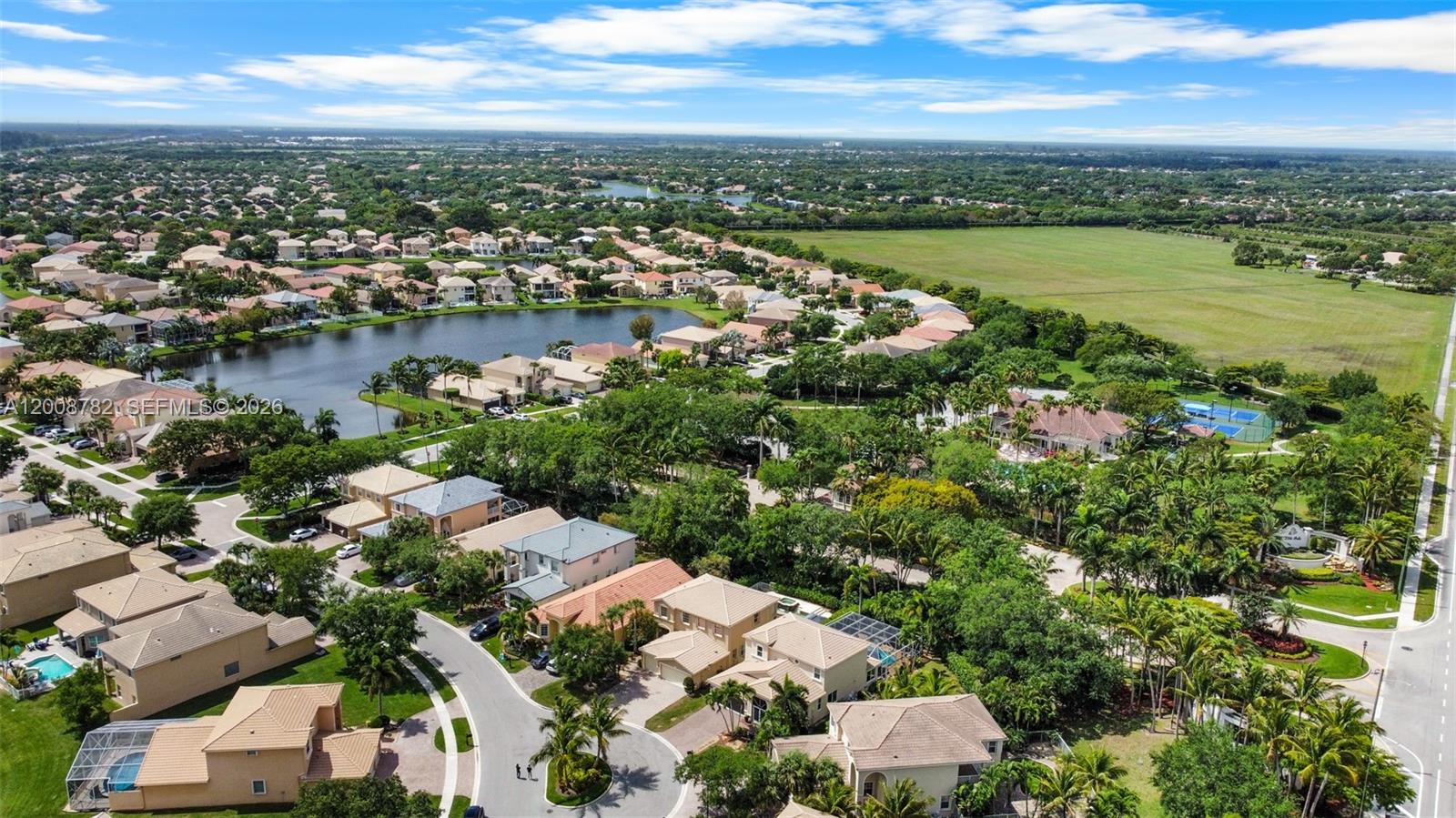 VILLAGES OF WINDSOR 4 - Residential