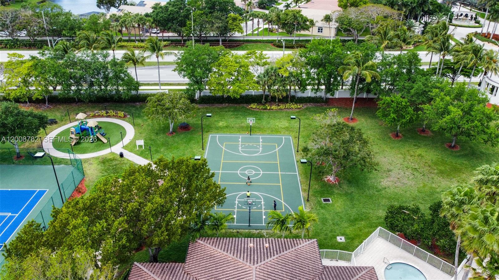 VILLAGES OF WINDSOR 4 - Residential