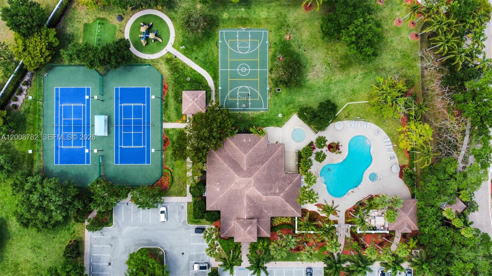 VILLAGES OF WINDSOR 4 - Residential