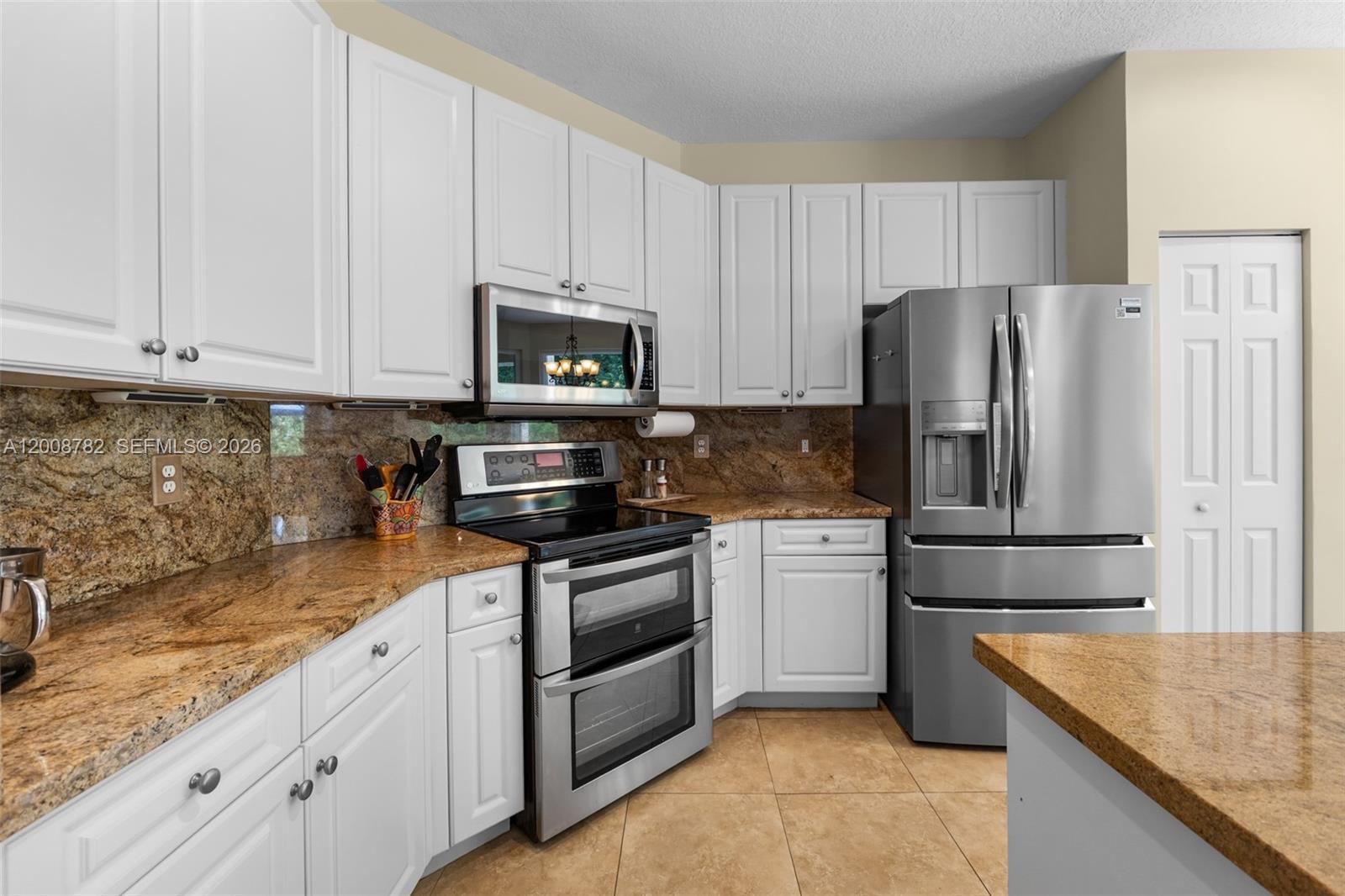 VILLAGES OF WINDSOR 4 - Residential