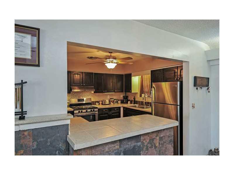 CENTRAL GOLF SEC OF HOLLY - Residential