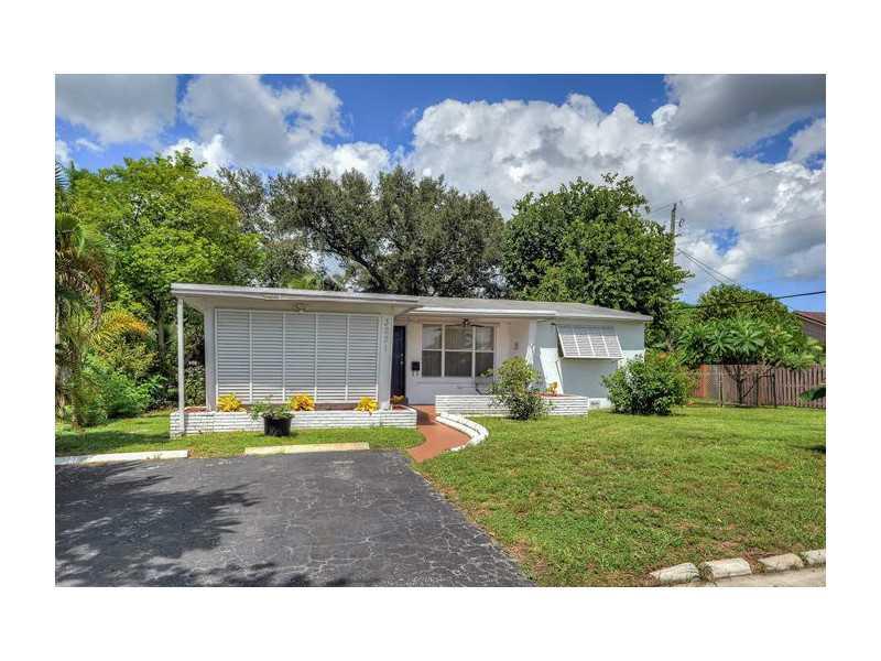 CENTRAL GOLF SEC OF HOLLY - Residential