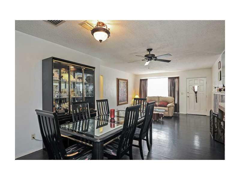 CENTRAL GOLF SEC OF HOLLY - Residential