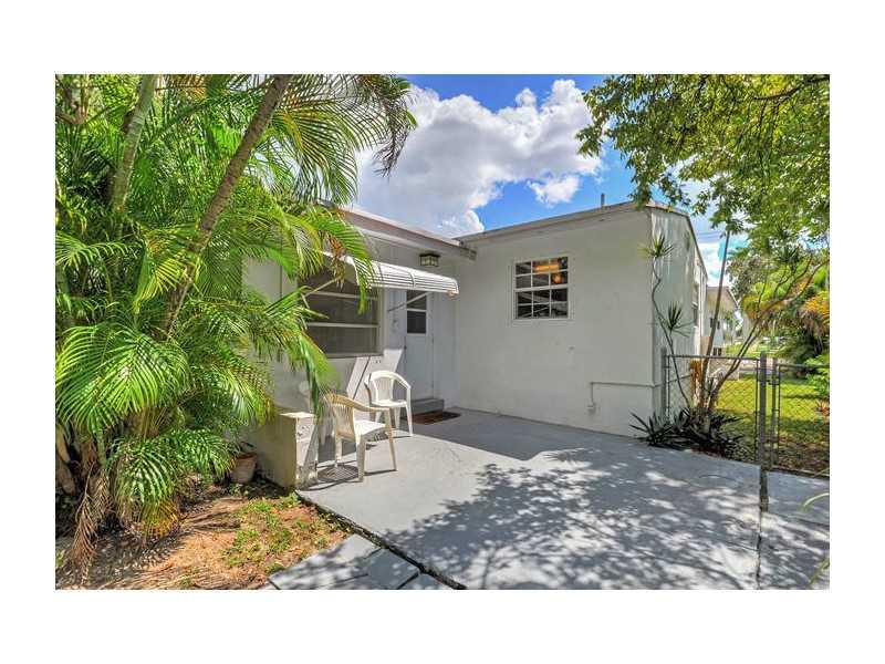 CENTRAL GOLF SEC OF HOLLY - Residential