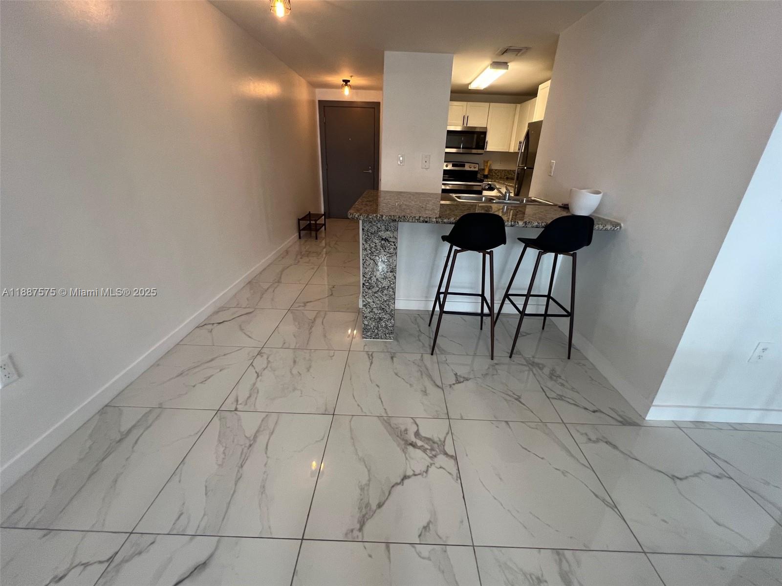 185 SE 14th Ter 910